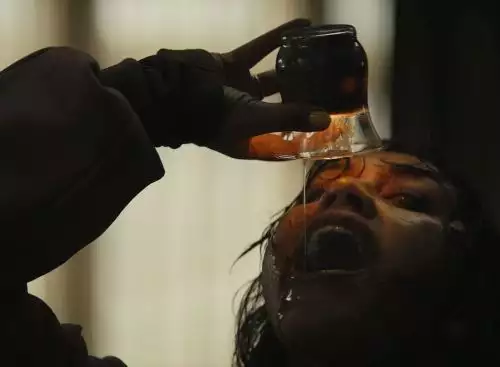 EvilDeadBurn_134269497584831417_big-cine_deskt.webp